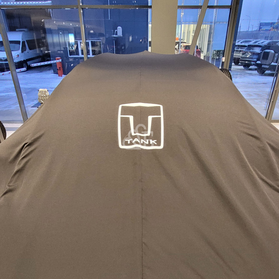 Брендированная накидка на автомобиль для автосалонов - Брендированная накидка на автомобиль для автосалонов